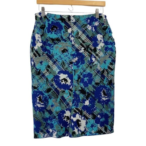 Rowan Pencil Skirt by Troubadour - Picture 6 of 10